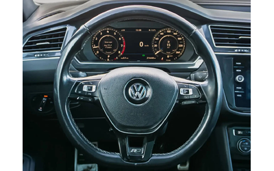 VW Tiguan * R-LINE* DISTRONIC* PANO* 360CAM* - автомобили, коли, обяви за нови и употребявани 6