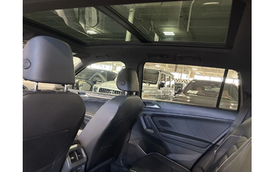 VW Tiguan R-LINE-PANORAMA -DIGITAL-FULL-ЕКСТРИ!! - автомобили, коли, обяви за нови и употребявани 10