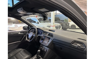 VW Tiguan R-LINE-PANORAMA -DIGITAL-FULL-ЕКСТРИ!! - автомобили, коли, обяви за нови и употребявани 8