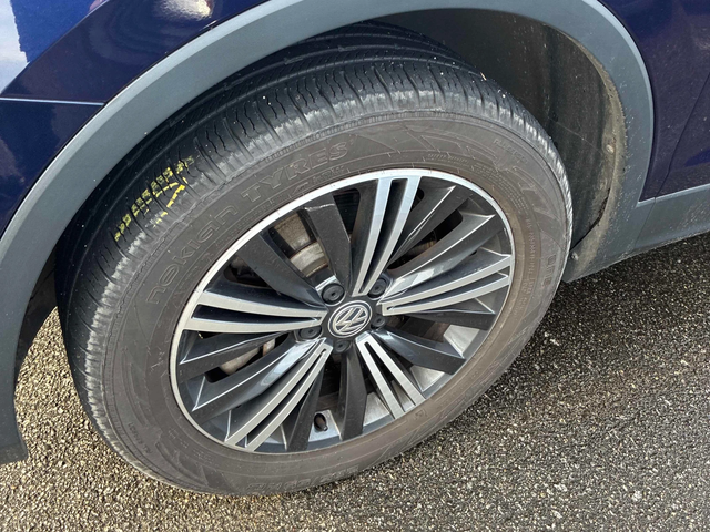 VW Tiguan Highline* 360veiw* Подгрев* Pano* Дигитал* - автомобили, коли, обяви за нови и употребявани 4