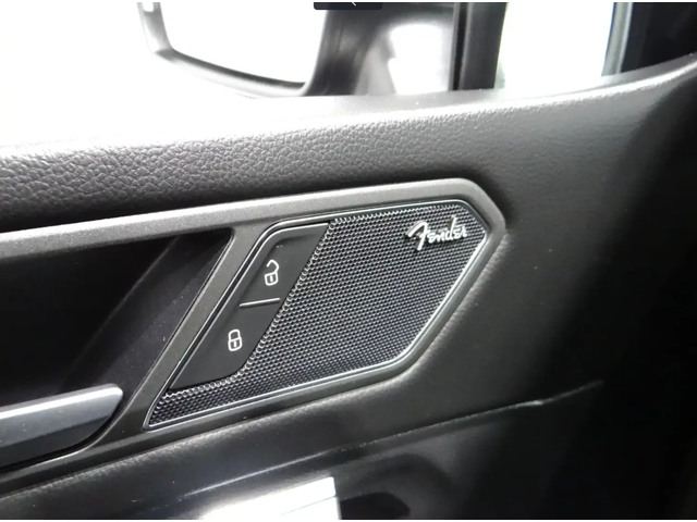 VW Tiguan R-LINE* HIGHLINE* BACK CAM* PANO* CARPLAY* - автомобили, коли, обяви за нови и употребявани 9