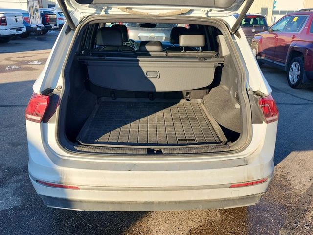 VW Tiguan R-line* Fender* 360* Carplay - автомобили, коли, обяви за нови и употребявани 12