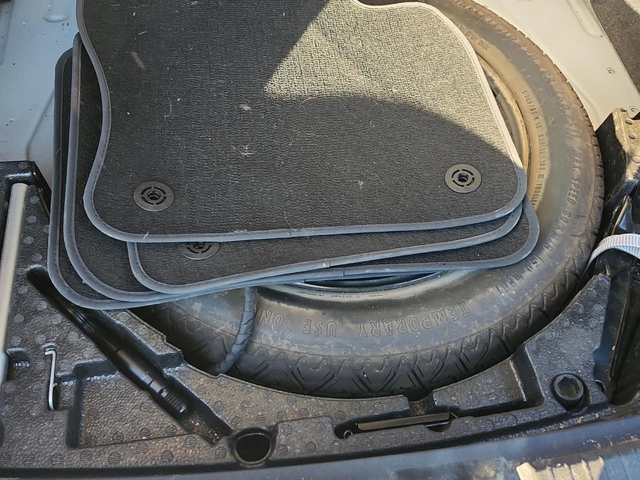 VW Tiguan R-line* Fender* 360* Carplay - автомобили, коли, обяви за нови и употребявани 13