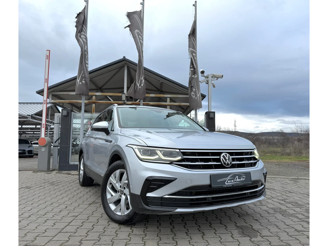 VW Tiguan 2.0TDI#IQ LIGHT#DIGITAL#NAVI#DISTR#KEYLESS#CAMERA - автомобили, коли, обяви за нови и употребявани 1