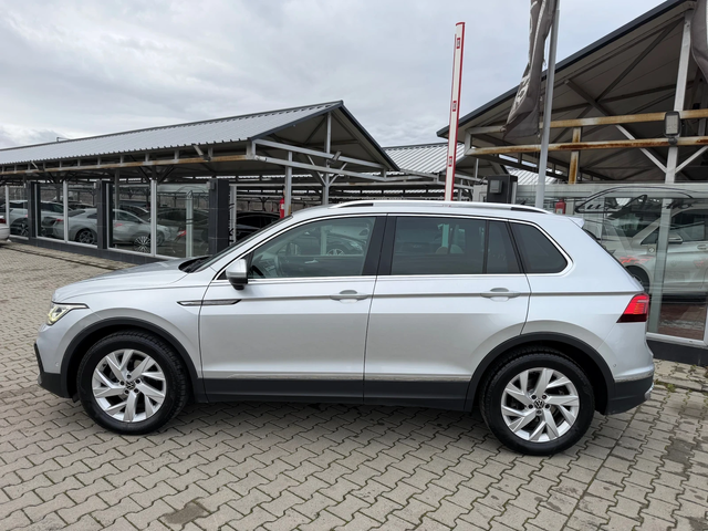 VW Tiguan 2.0TDI#IQ LIGHT#DIGITAL#NAVI#DISTR#KEYLESS#CAMERA - автомобили, коли, обяви за нови и употребявани 4