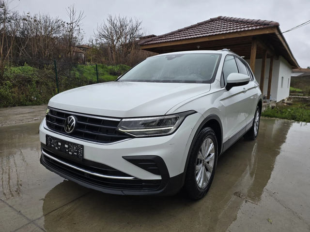VW Tiguan 2.0TDI 150к.с LIFE Топ състояние - автомобили, коли, обяви за нови и употребявани 0