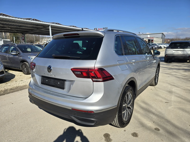 VW Tiguan 2.0TDI 150к.с DSG - автомобили, коли, обяви за нови и употребявани 3