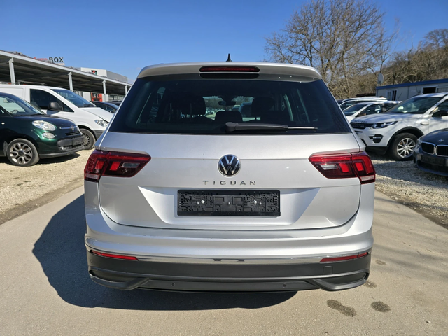 VW Tiguan 2.0TDI 150к.с DSG - автомобили, коли, обяви за нови и употребявани 5