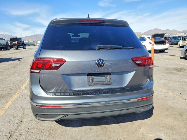 VW Tiguan SE* KEYLESS* CARPLAY* ДИГИТАЛНО* ТАБЛО - автомобили, коли, обяви за нови и употребявани 5