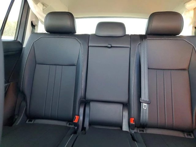 VW Tiguan SE* KEYLESS* CARPLAY* ДИГИТАЛНО* ТАБЛО - автомобили, коли, обяви за нови и употребявани 9