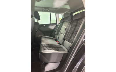 VW Tiguan - автомобили, коли, обяви за нови и употребявани 11