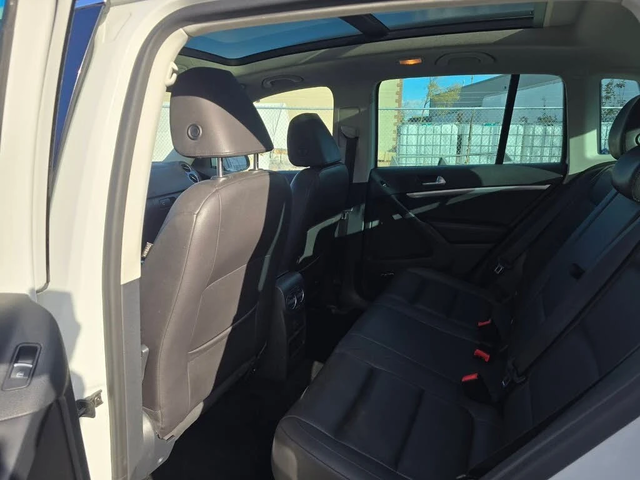 VW Tiguan Highline* 4Motion* АвтоКредит* (ЦЕНА ДО БГ) - автомобили, коли, обяви за нови и употребявани 8