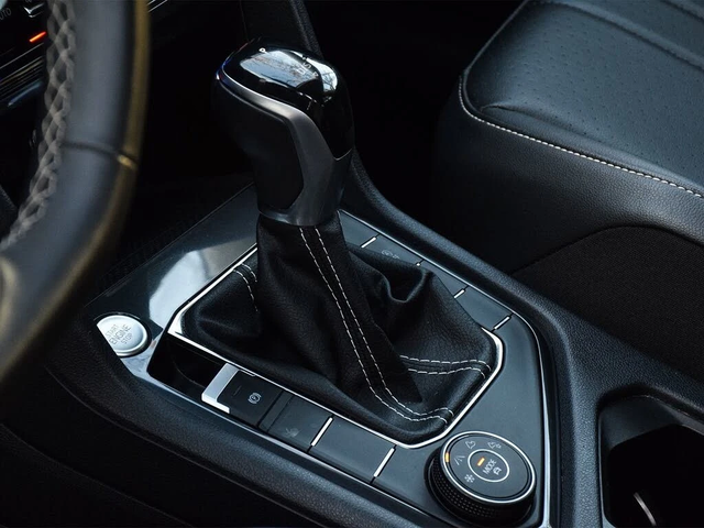 VW Tiguan АвтоКредит* (ЦЕНА ДО БГ) Comfortline 4Motion - автомобили, коли, обяви за нови и употребявани 9