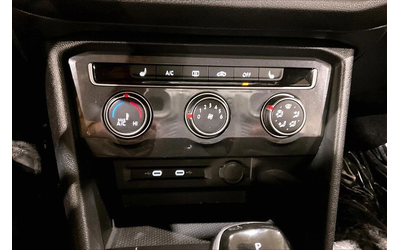 VW Tiguan S 4Motion* АвтоКредит* (Цена до БГ) - автомобили, коли, обяви за нови и употребявани 13