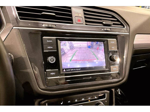 VW Tiguan S 4Motion* АвтоКредит* (Цена до БГ) - автомобили, коли, обяви за нови и употребявани 6