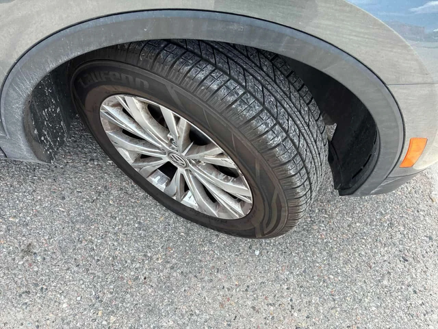 VW Tiguan * Trendline * KEYLESS* ПОДГРЕВ* - автомобили, коли, обяви за нови и употребявани 6
