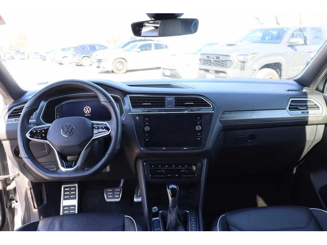 VW Tiguan Highline R Line /360/FENDER - автомобили, коли, обяви за нови и употребявани 7
