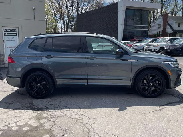 VW Tiguan R Line Black Edition | PANO | LED | PODGREV | 2K - автомобили, коли, обяви за нови и употребявани 3