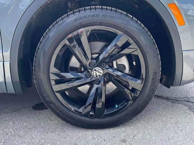 VW Tiguan R Line Black Edition | PANO | LED | PODGREV | 2K - автомобили, коли, обяви за нови и употребявани 5