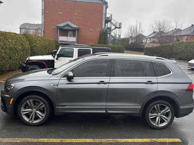 VW Tiguan | Highline R-DESIGN | LED | | PANO | Keyless - автомобили, коли, обяви за нови и употребявани 2