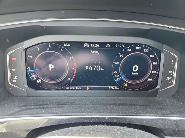 VW Tiguan COMFORTLINE| ПАНОРАМА| ПОДГРЕВИ| 2 КЛЮЧА + ГУМИ - автомобили, коли, обяви за нови и употребявани 10