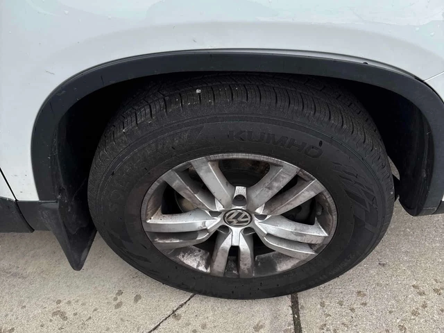 VW Tiguan 4 MOTION * CARFAX * ПОДГРЕВ * KEYLESS * КЛИПОВЕ - автомобили, коли, обяви за нови и употребявани 6