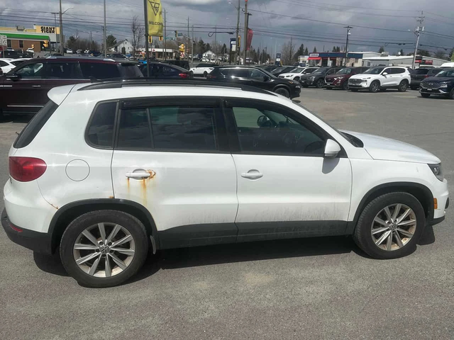 VW Tiguan * 4MOTION 4dr Auto Comfortline * PANO* ПОДГРЕВ* - автомобили, коли, обяви за нови и употребявани 2