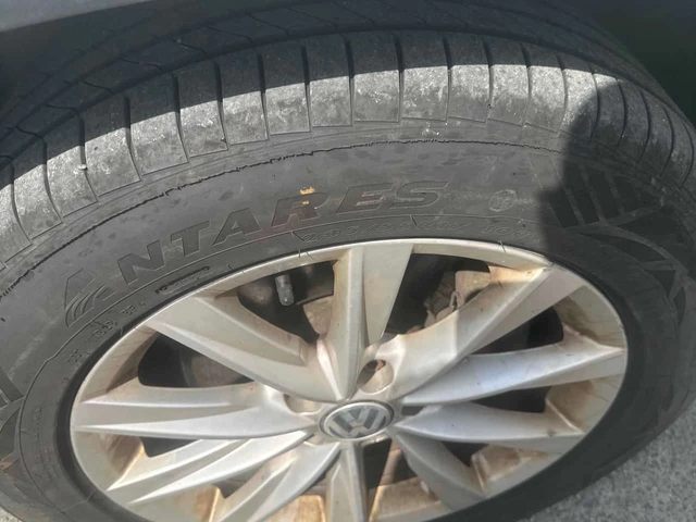 VW Tiguan * 4MOTION 4dr Auto Comfortline * PANO* ПОДГРЕВ* - автомобили, коли, обяви за нови и употребявани 6
