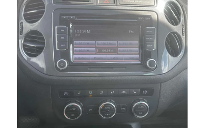 VW Tiguan * 4MOTION 4dr Auto Comfortline * PANO* ПОДГРЕВ* - автомобили, коли, обяви за нови и употребявани 8