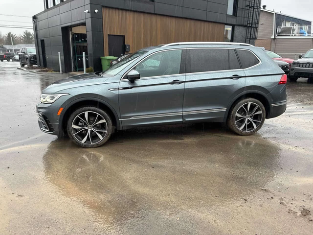 VW Tiguan Highline R Line| ПОДГРЕВ| ОБДУХ| КЛИПОВЕ| CARFAX - автомобили, коли, обяви за нови и употребявани 2