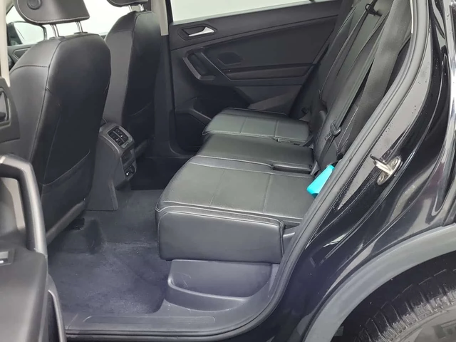 VW Tiguan * COMFORTLINE * CARFAX * 2 КЛЮЧА * - автомобили, коли, обяви за нови и употребявани 12