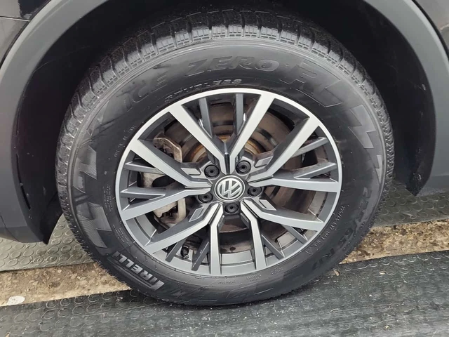 VW Tiguan * COMFORTLINE * CARFAX * 2 КЛЮЧА * - автомобили, коли, обяви за нови и употребявани 6