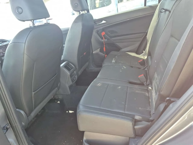 VW Tiguan * COMFORTLINE * CARFAX * ПАНОРАМА * 2 КЛЮЧА * - автомобили, коли, обяви за нови и употребявани 12