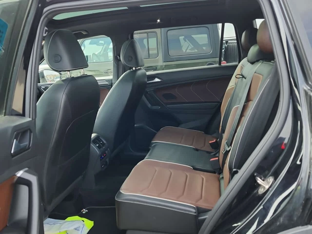 VW Tiguan * HIGHLINE R LINE * ОБУДХВАНЕ* 360* DISTRONIC* - автомобили, коли, обяви за нови и употребявани 11