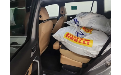 VW Tiguan COMFORTLINE R LINE BLACK EDITION - автомобили, коли, обяви за нови и употребявани 12