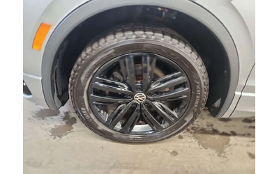 VW Tiguan COMFORTLINE R LINE BLACK EDITION - автомобили, коли, обяви за нови и употребявани 7