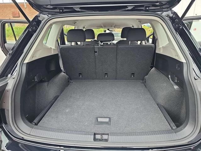 VW Tiguan * Trendline * CARFAX * 2 КЛЮЧА * ПОДГРЕВИ - автомобили, коли, обяви за нови и употребявани 10