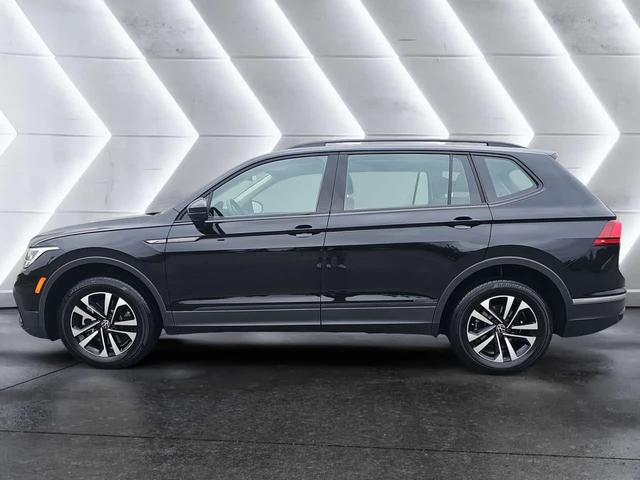 VW Tiguan * Trendline * CARFAX * 2 КЛЮЧА * ПОДГРЕВИ - автомобили, коли, обяви за нови и употребявани 1