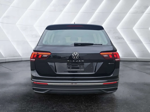 VW Tiguan * Trendline * CARFAX * 2 КЛЮЧА * ПОДГРЕВИ - автомобили, коли, обяви за нови и употребявани 3