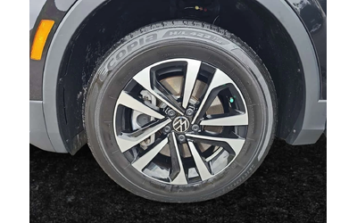 VW Tiguan * Trendline * CARFAX * 2 КЛЮЧА * ПОДГРЕВИ - автомобили, коли, обяви за нови и употребявани 6