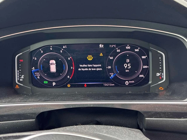 VW Tiguan * Highline * PANO* KEYLESS* ПОДГРЕВ* - автомобили, коли, обяви за нови и употребявани 7