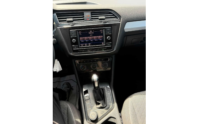 VW Tiguan * Trendline * 2 КЛЮЧА* ПОДГРЕВ* KEYLESS* - автомобили, коли, обяви за нови и употребявани 8