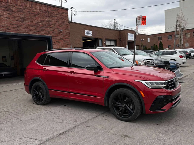 VW Tiguan | R Line Black Edition | 2.0L | LED | КОЖА | - автомобили, коли, обяви за нови и употребявани 2