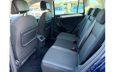 VW Tiguan 2.0tdi 150k.c* Digital* Navi* Highline* NOVA* - автомобили, коли, обяви за нови и употребявани 7