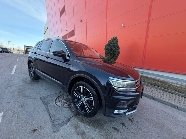 VW Tiguan 2.0TDI* DSG* Digital* LED - автомобили, коли, обяви за нови и употребявани 1