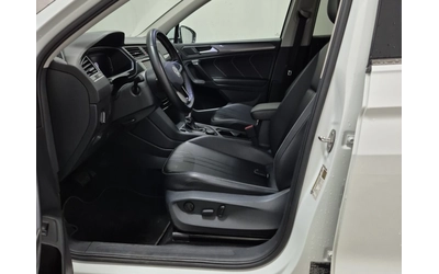VW Tiguan Comfortline * CARFAX - автомобили, коли, обяви за нови и употребявани 7