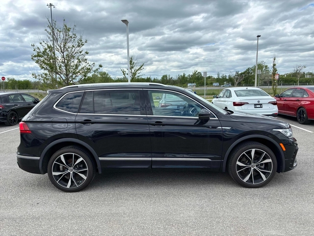 VW Tiguan Highline R-Line * CARFAX * АВТО КРЕДИТ * - автомобили, коли, обяви за нови и употребявани 3