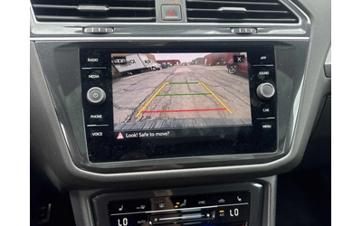VW Tiguan Comfortline R-Line Black Edition * CARFAX - автомобили, коли, обяви за нови и употребявани 12