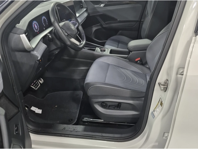 VW Tiguan 2025 Volkswagen TIGUAN COMFORTLINE R-LINE - автомобили, коли, обяви за нови и употребявани 6