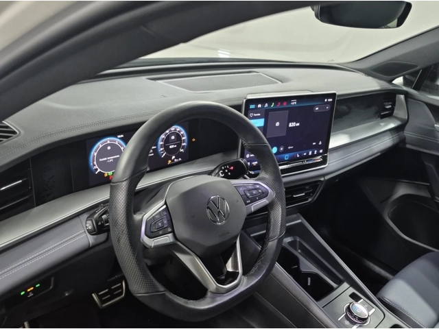 VW Tiguan 2025 Volkswagen TIGUAN COMFORTLINE R-LINE - автомобили, коли, обяви за нови и употребявани 7